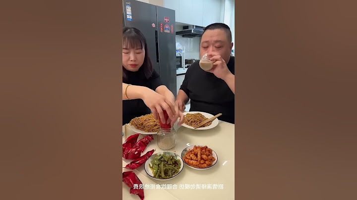 My selfish husband took the eggs and only let me eat noodles. Actually  I still secretly saved a bi