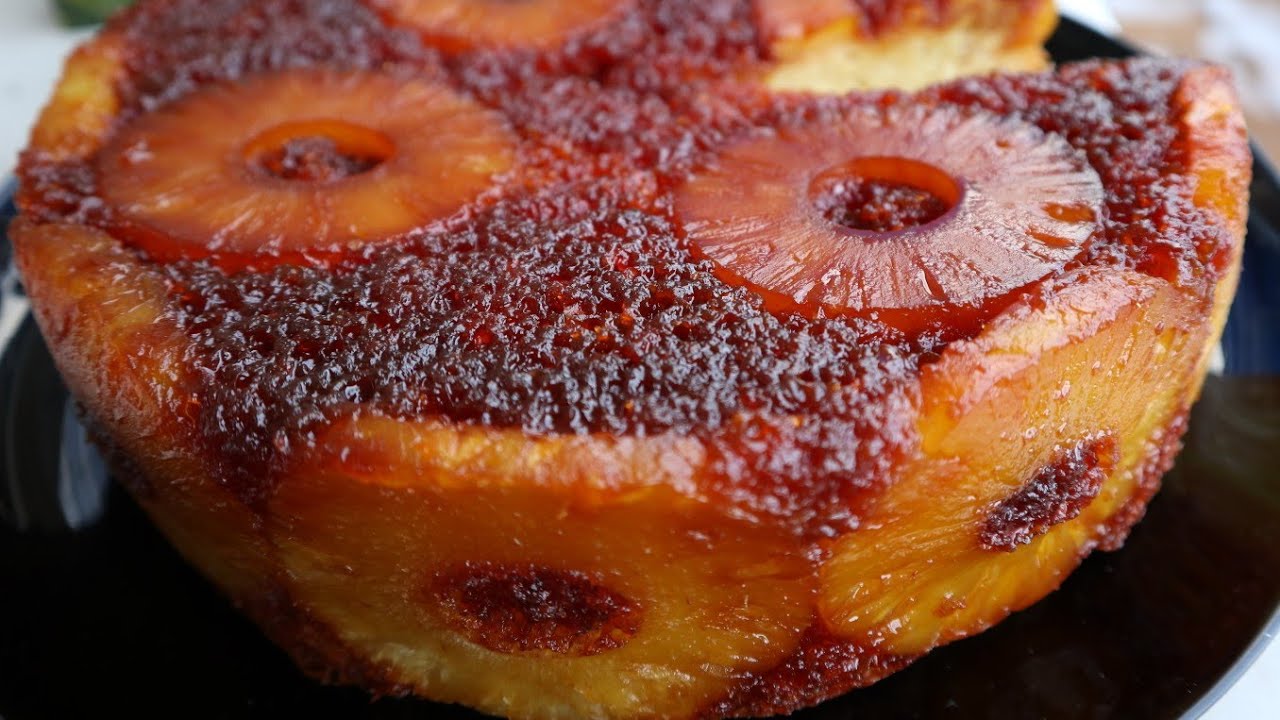 Bolo de Ananás Caramelizado