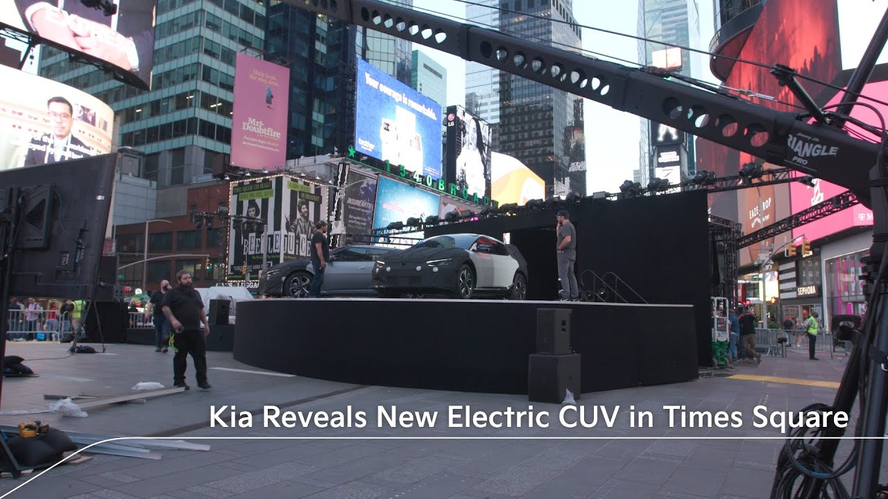 2022 Kia EV6 reveal in Times Square