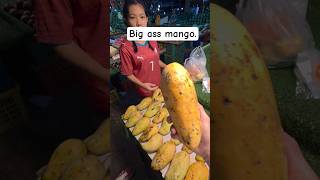 Traveled to Thailnd and found a big ass mango. Almost 1.5kg and cost $1.50 USD. Deal, right? #fruit