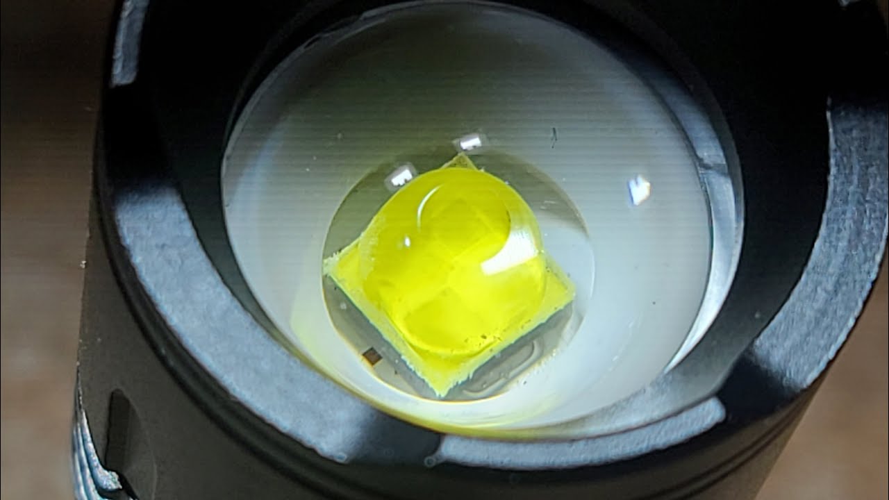 Quantum Gold 1800 Lumen Zoom Li Ion Flash Light Review