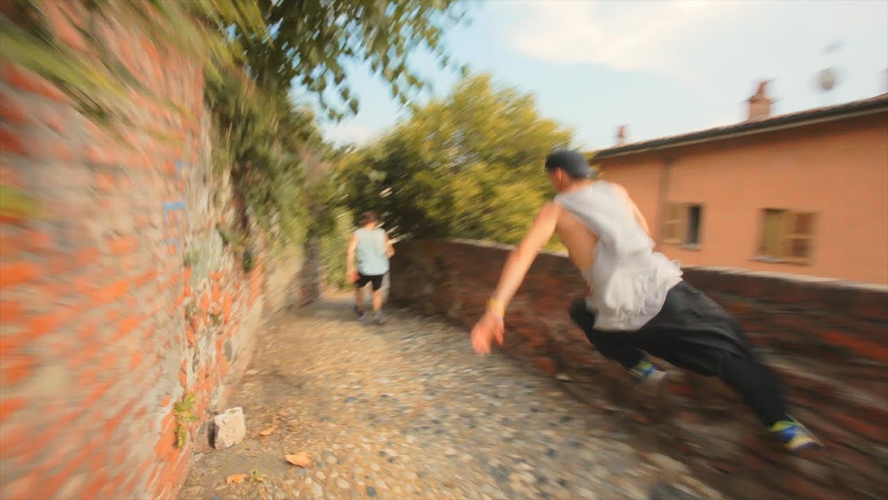 Bike vs Parkour Chase in Ivrea Italy!