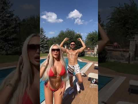 Taha Özer Efsane Sexi Hatunlarla Havuz Başında Dans Ediyor