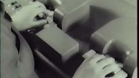 VODER 1939 - Early Speech Synthesizer