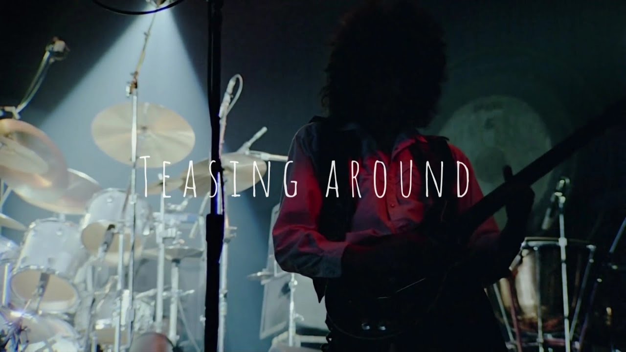 Brian May: Teasin' Around (Lyrics)