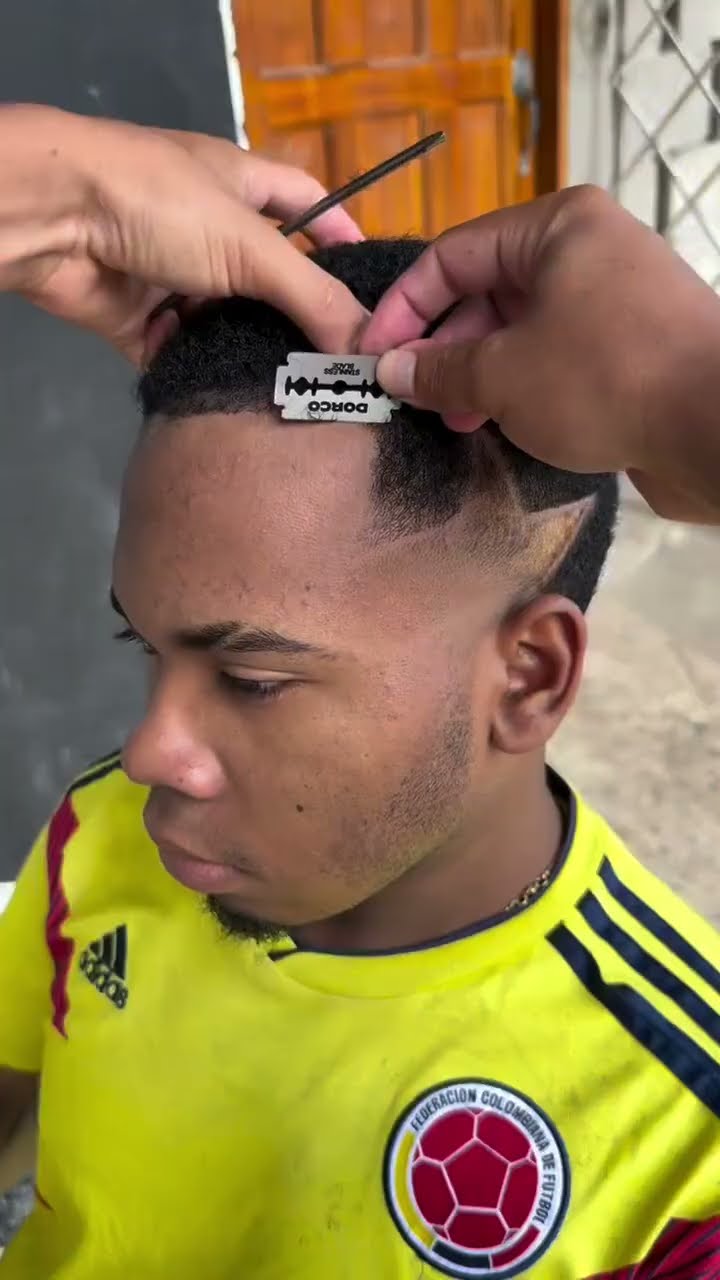 Creative Star Hair Design! 💈⭐ | #Barber #HairArt #Fade - YouTube