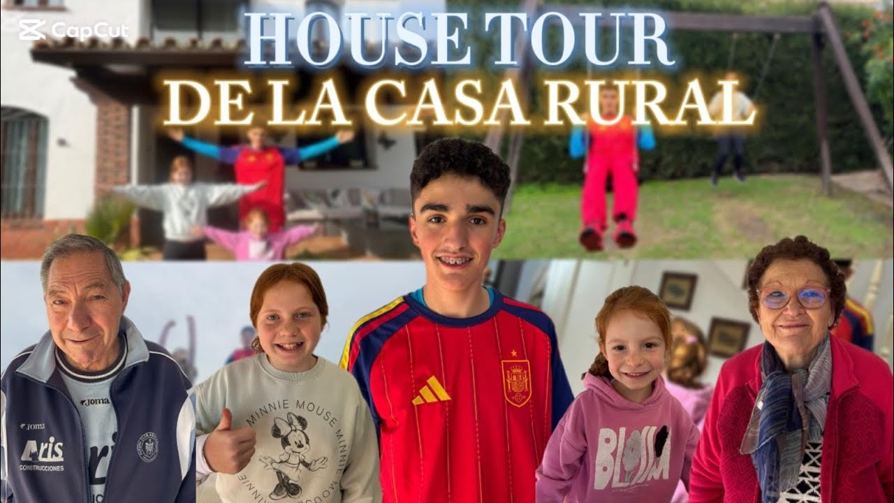 Bruno, Triana, Mercedes y los abuelos  enseñando la casa rural en Arcos de la Frontera (Cádiz) 2026