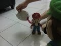 変なものが見えるルイージ