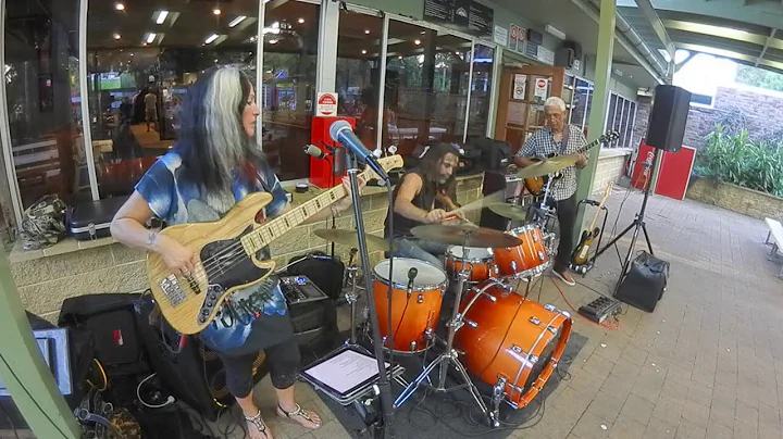 Rebecca Johnson Band *CAR WASH / MO HIPPA / BASS S...
