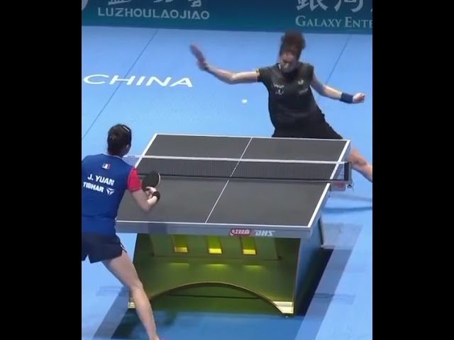 الله عالفرحة يا بلدنا فرحة هيستيرية لهنا جودة بعد ان قلبت تأخرها في الشوط السابع من 10-7