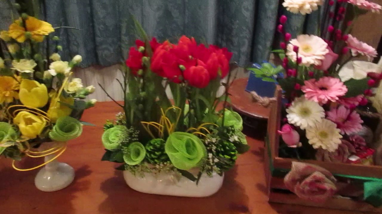 Teach Me Floristry A flower arranging demonstration 4 easy designs