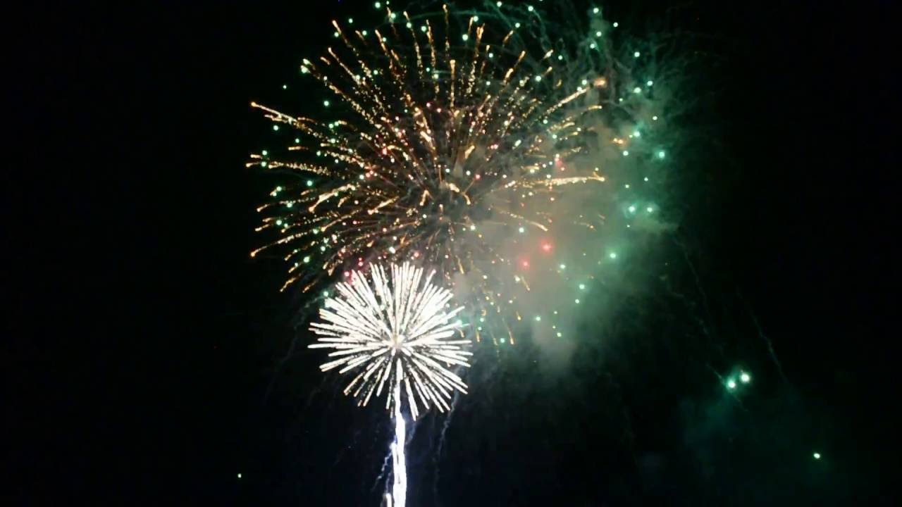 Fireworks and Grand Finale at Sugar Grove, Ohio July 2, 2016 part 2