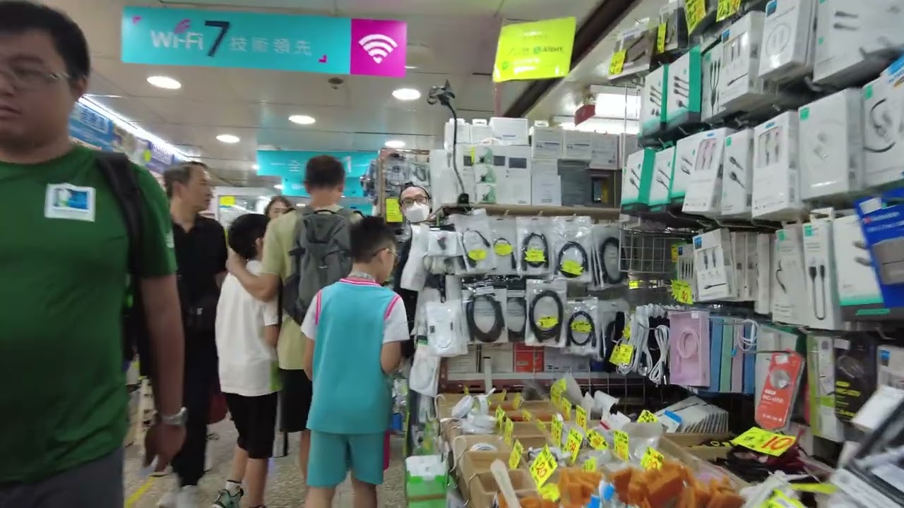 Find games, computers, notebooks & other electronic goods in Golden Computer Arcade in SSP, HK 🇭🇰