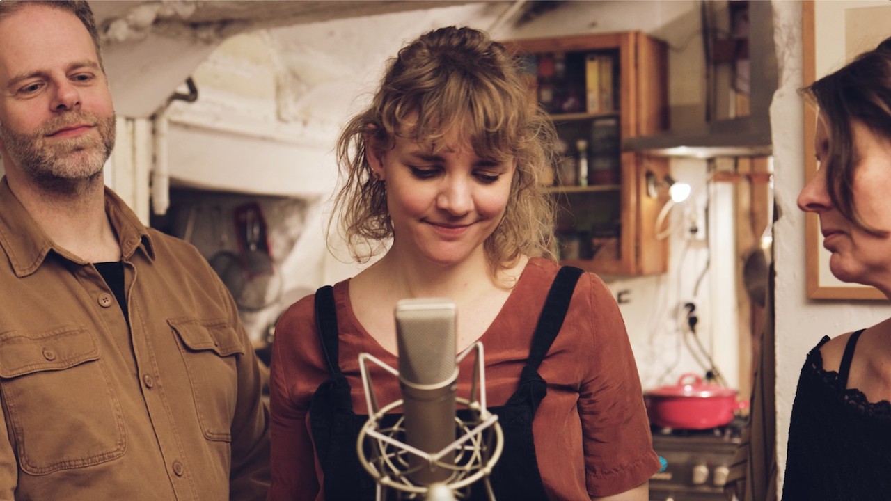 The Lasses - Here's To The Company (May Or May Never)