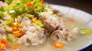 Sour soup slice beef:The easiest way is to cook in three minutes,  you can eat it during weight loss