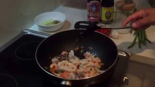 how i cook seafood chilli basil/ nice &amp;easy