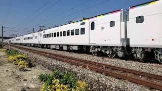 5119次加班自強號(3000特仕車)通過