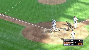 BAL@MIL: Rickard plates Schoop on a single to center