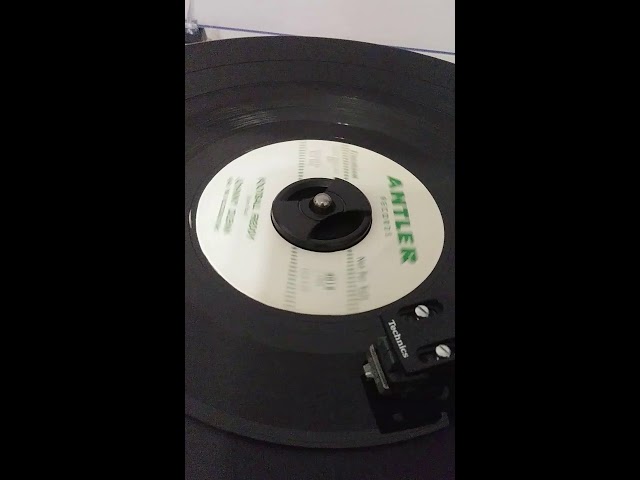 York Wilborn's Psychedelic Six - Funky Foot Ball - YouTube