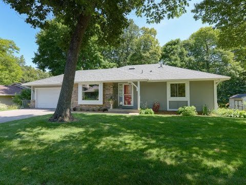 2690 Halstead Ln, Mound, MN home video tour