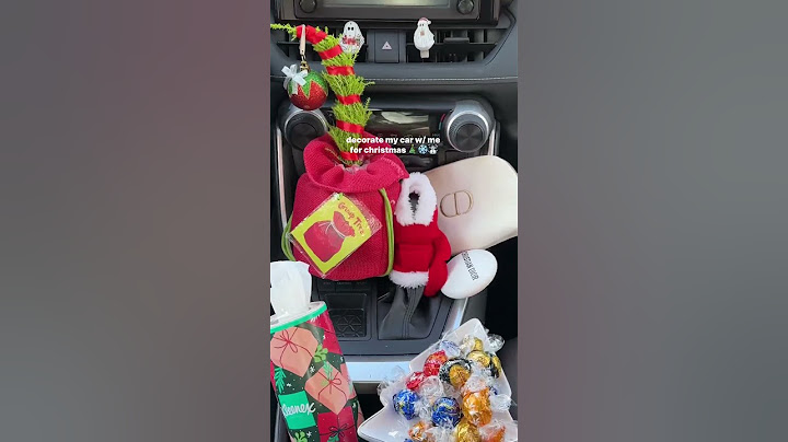 decorating my car christmas edition !!! 🎄☃️❄️