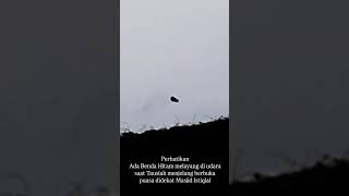 Penampakan Benda Hitam melayang di Udara dekat Masjid Istiqlal #bendahitam #masjidistiqlal