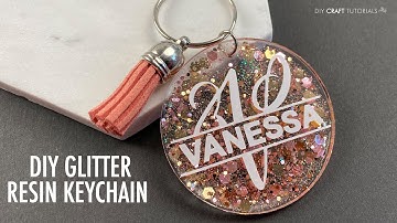 RESIN WITH ME | MONOGRAM KEYCHAIN  | Glitter Resin Keychain with Vinyl Tutorial