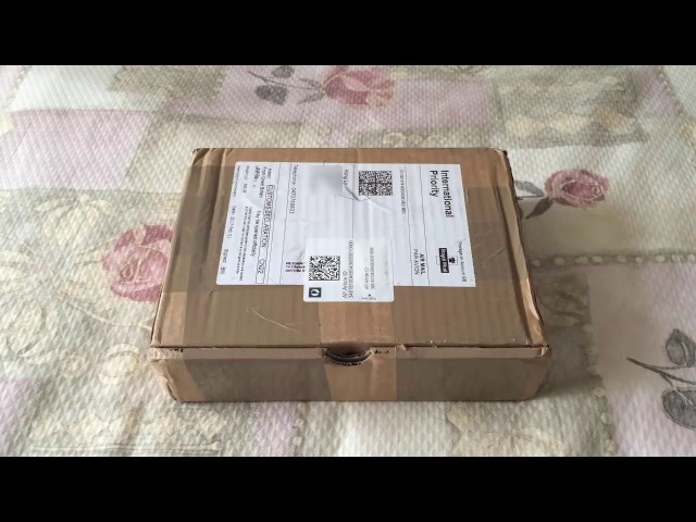 Unboxing SONY ICD PX333