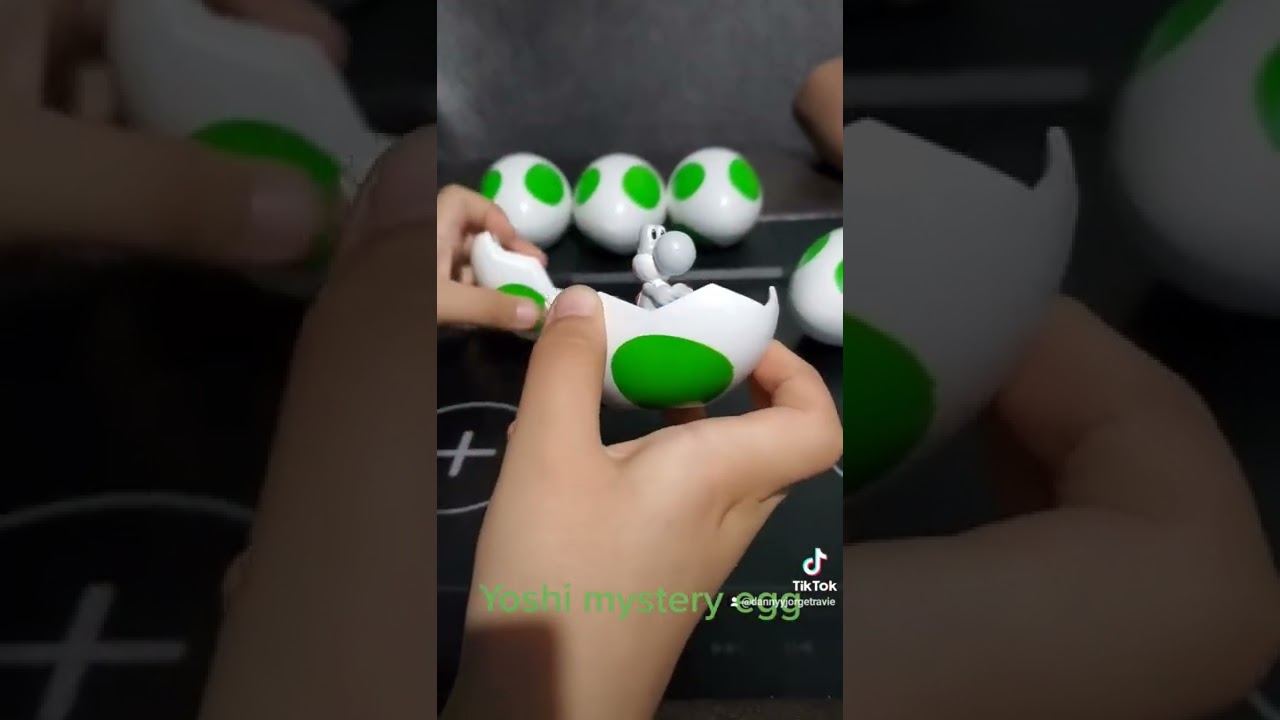 Yoshi Mystery Egg / Yoshi cars