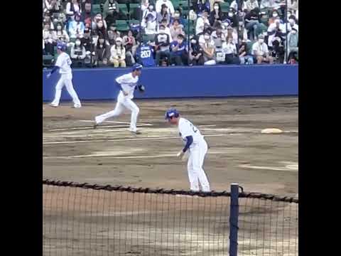 20230324　ﾏｳﾝﾄﾞへ向かう垣越建伸投手→投球練習　#shorts@ﾅｺﾞﾔ球場 ｳｴｽﾀﾝ･ﾘｰｸﾞ 2軍戦