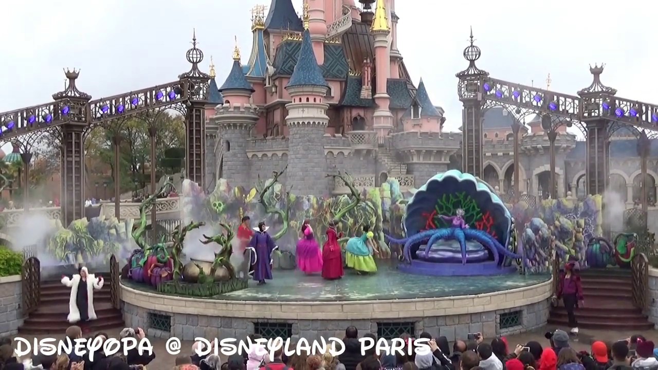 Disneyland Paris Are you brave enough - Live Show Halloween DisneyOpa