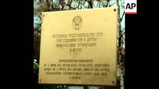 SYND 21-11-72 SALT TALKS RE-OPEN AT SOVIET MISSION