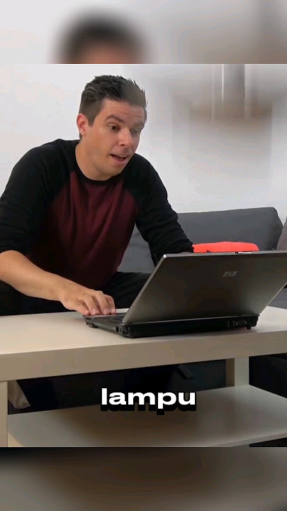 Pria ini memang dikutuk tidak boleh punya laptop? #shorts #viral #movie