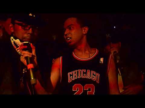 Marysia - Kmy Kmo Ft BHeart ( LIVE ) At #RitmaAtasPuisiVol2