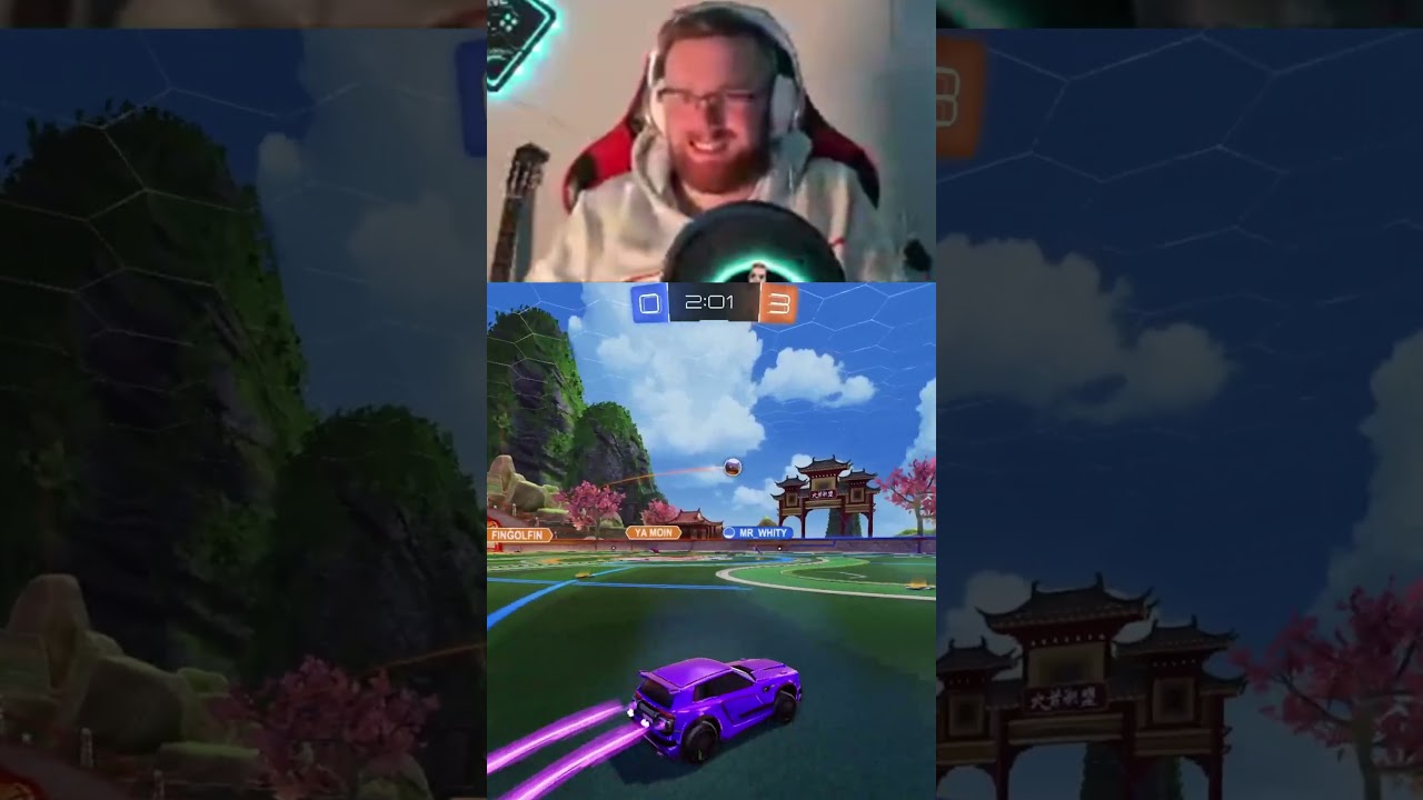 Streamer Clip