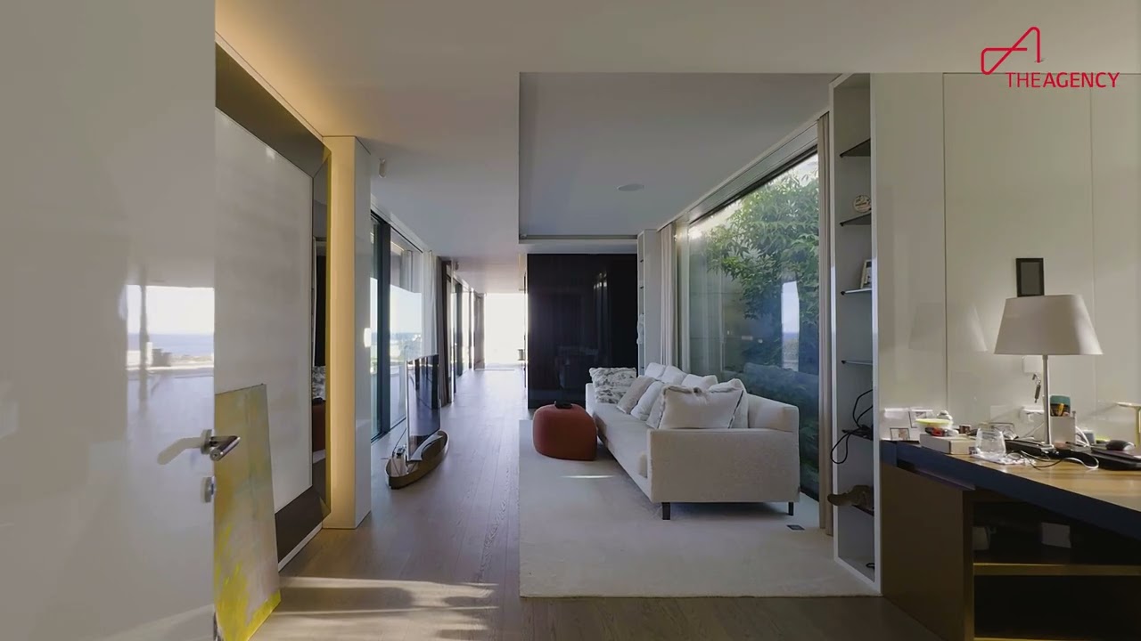 Exquisite Vitor Vitorino designed property in the heart of the Portuguese Riviera