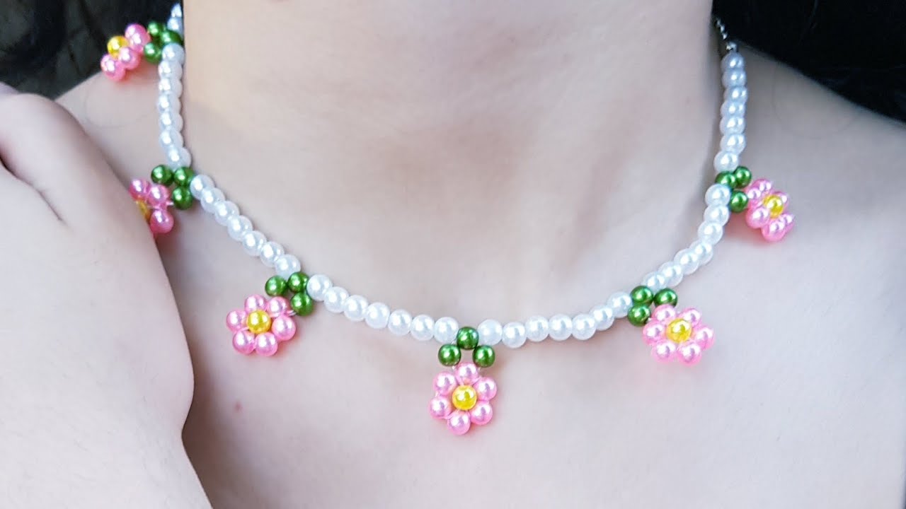 Colar flores de perolas| @AdrianaValério-r8e