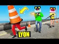 NASCONDINO COI PEDONI DIFFICILE contro i MIEI AMICI su GTA5!!