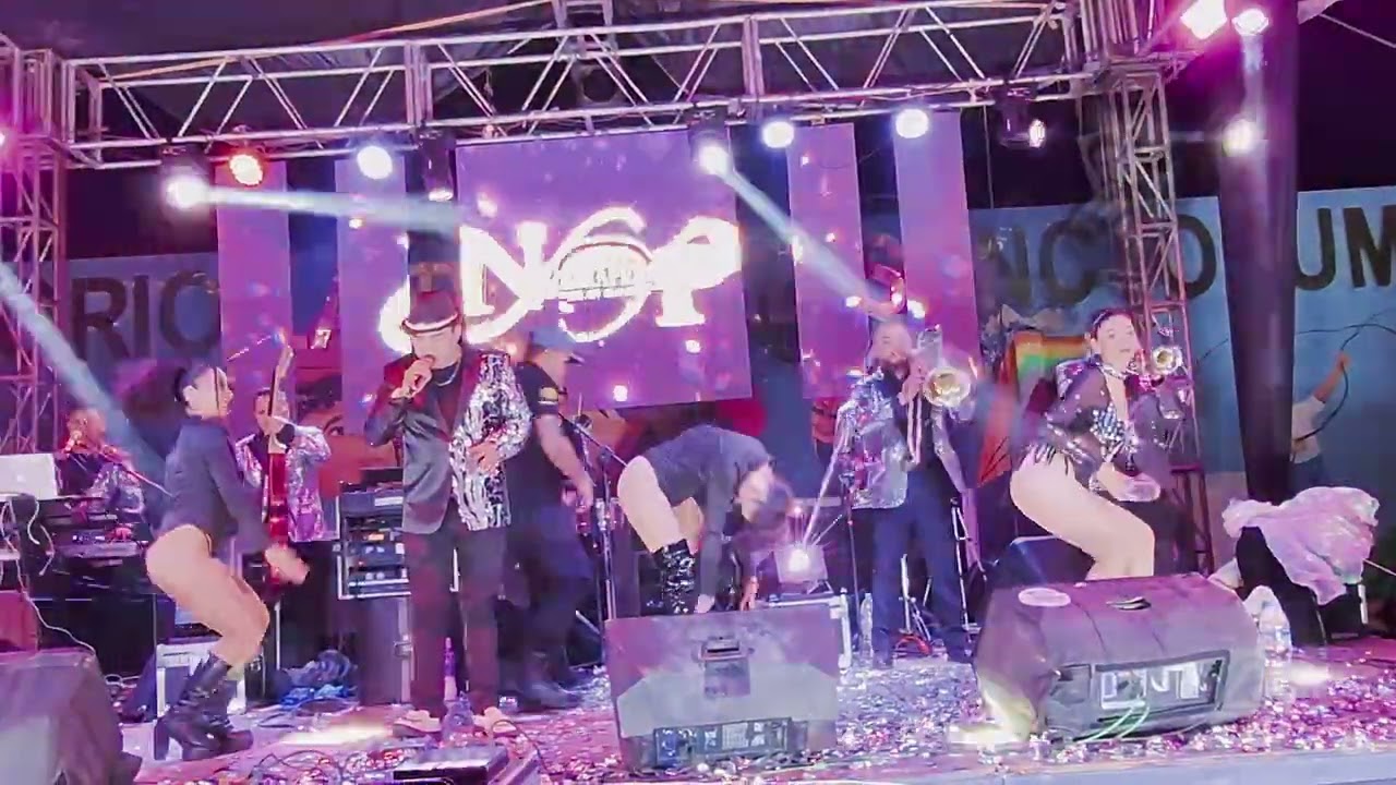 Nery Pedraza Guaraperos de la Cumbia - Cumbia Huerfanita /Me Voy al Amanecer /Cumbia Buena Sanctorum