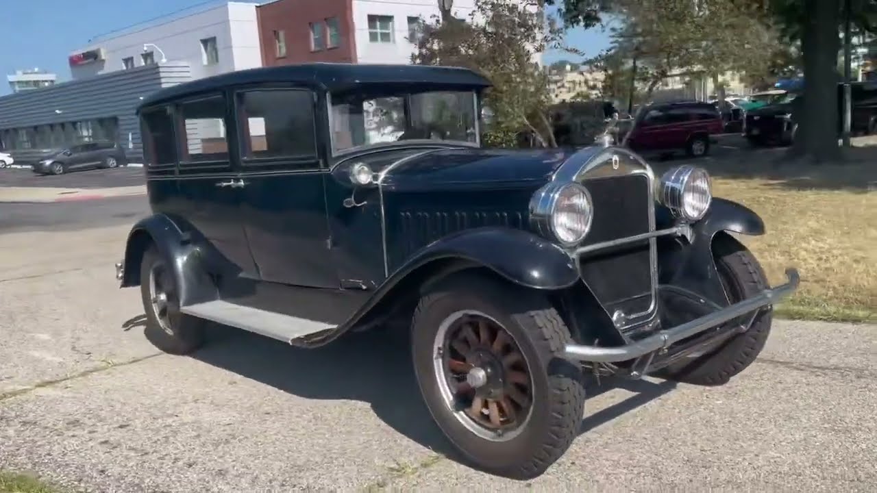 1928 Pierce-Arrow Series 81 Five-Passenger Sedan - YouTube