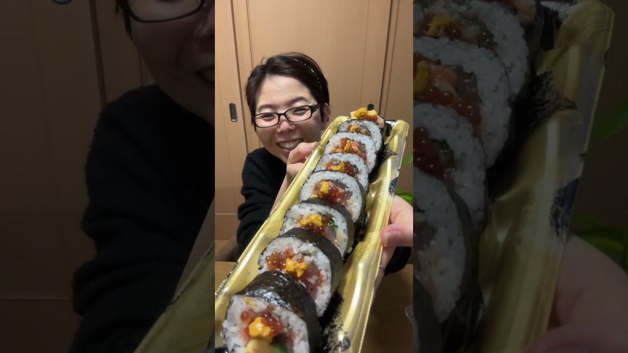 マリコの食べっぷりチャンネルがライブ配信中！#ひな祭り #太巻き #海鮮巻き #桃ケーキ #桃カステラ #郷土菓子