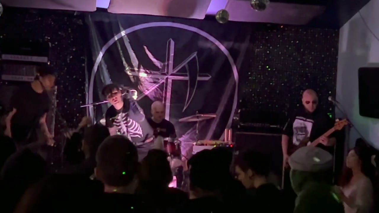 Uniform - Earth A.D., Devilock, Green Hell LIVE