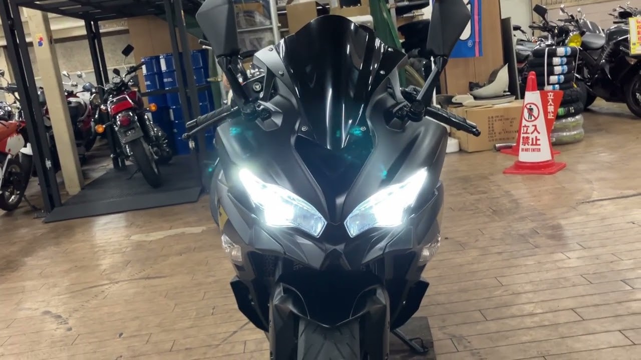 カワサキ 大阪～整備済み Ninja ZX-25R 低走行 ノーマル車両 全国陸送