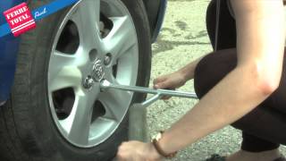 Ferretotal - ¿Cómo cambiar neumáticos con seguridad?