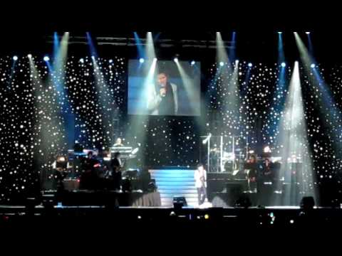 曹格 - Cantonese Medley