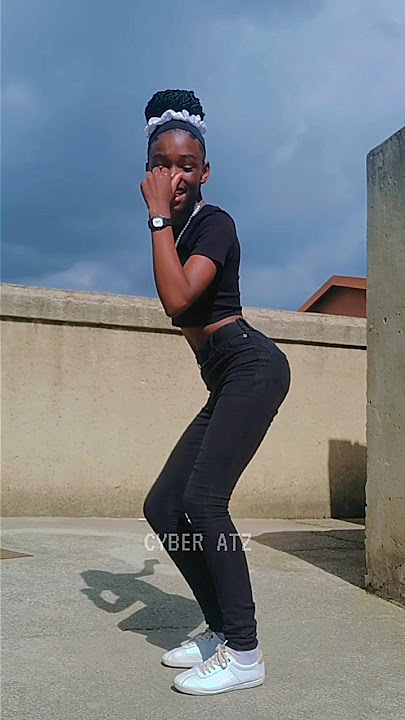 coke water revisit 💃🏼 #amapiano #cokewaterrevisit #dance #ytshorts #dancemoves #cyberatz