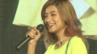 ローラ「大阪に親近感！」　「日本女子博覧会」GUステージイベント