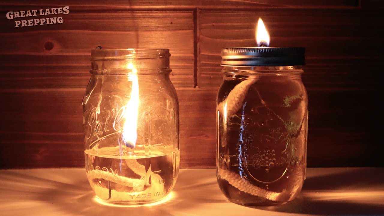 Make This Safe Oil Lamp With a Mason Jar and Olive Oil [Tutorial]