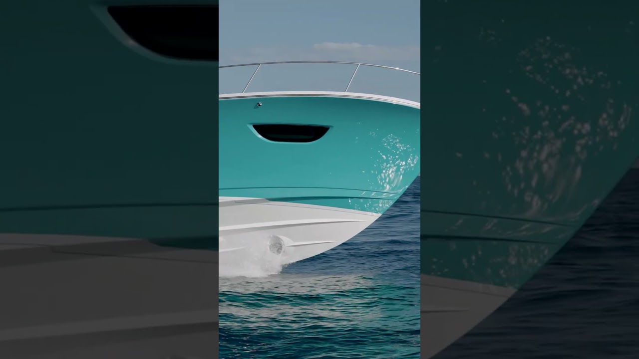 The ECLIPSE 505 Shadow is built around Michael Peters' patented SVVT hull design!