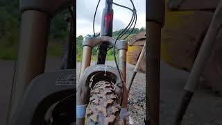 #blowthisaccountup #specialized #mtb #stumpjumper #bike #bikelife #like #subscribe